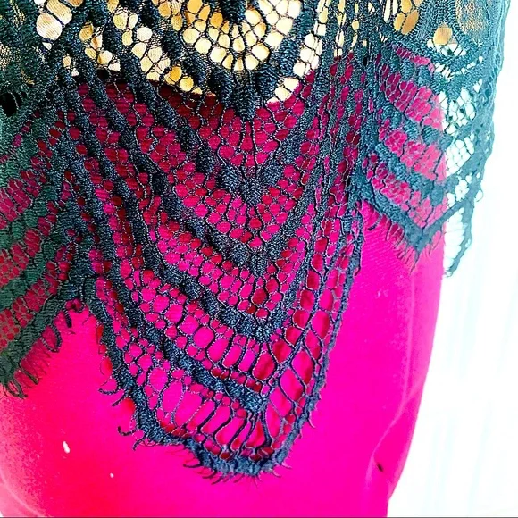 Express Lace Racerback Crop Top. XS. - Picture 7 of 7